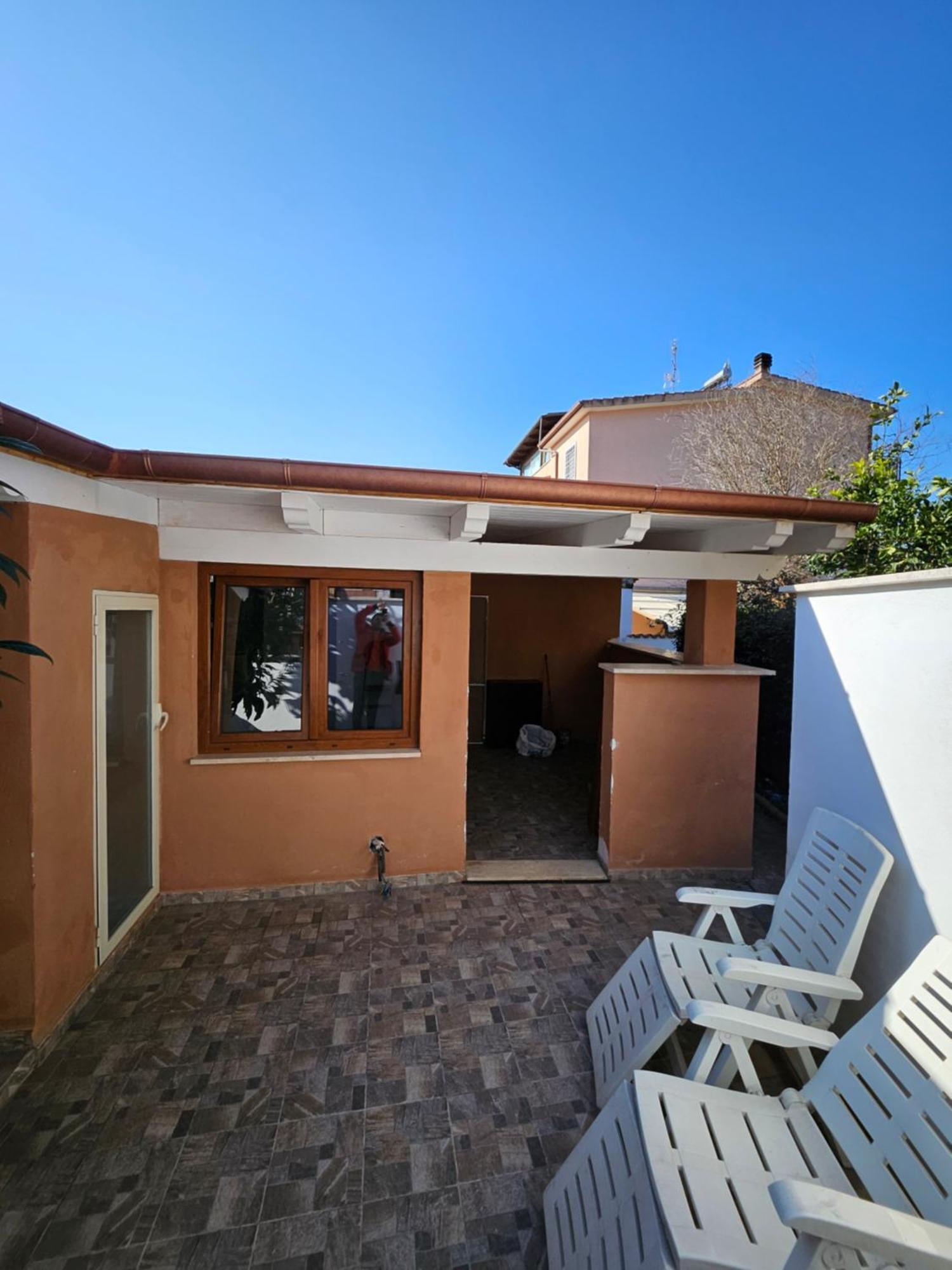 Casa Vacanze Dragona 15 Min Fco 10 Min Ostia Acilia Eksteriør bilde